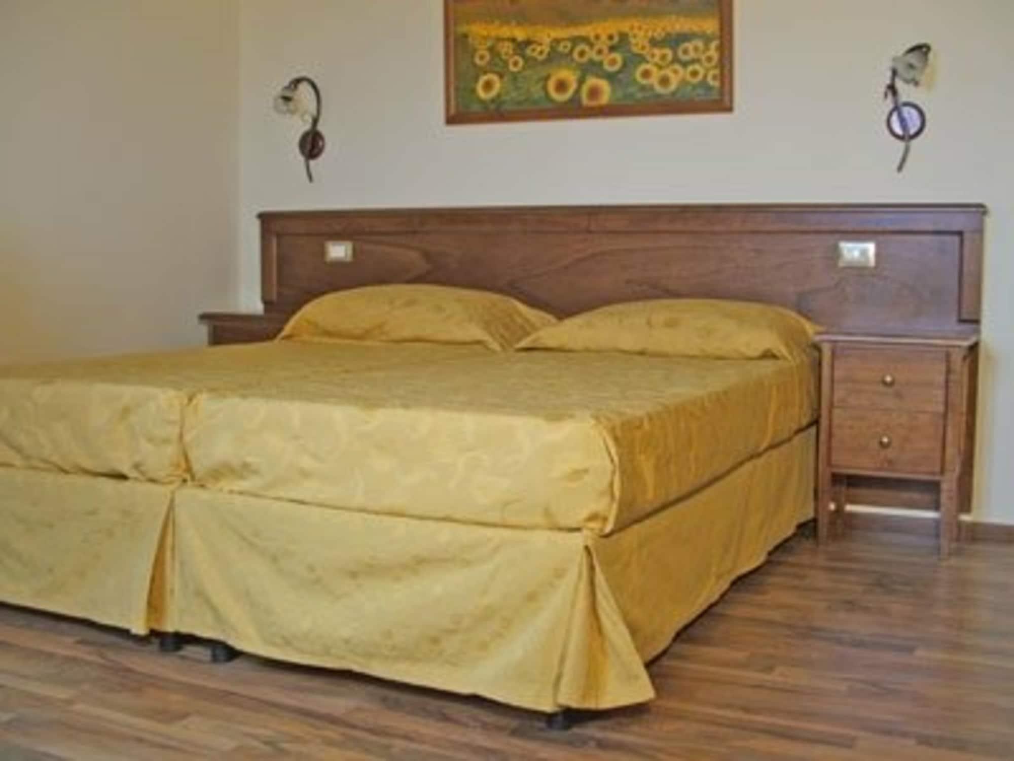 Bed and Breakfast Fonte Dei Tufi Siena Exterior foto